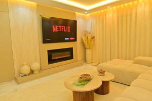 Luxury apartment with jaccuzi