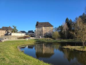 Ela Apartments Farní