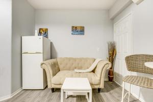 10 Mi to Downtown Convenient Denver Apartment!