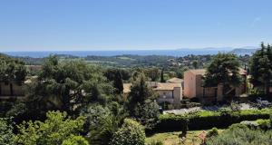 Appartements Beautiful studio with balcony - near city center : photos des chambres