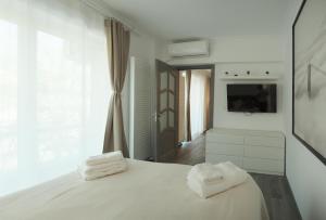 University Square Apartment