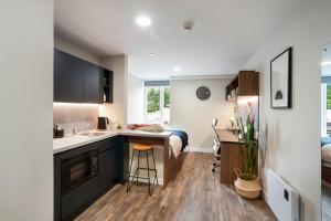 For Students Only - Stanley Dundee City Centre