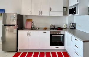 Red Berry Apartment