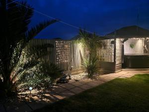 Seaside retreat with hot tub