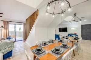 Pool Access, Near Medical Center San Antonio Gem!