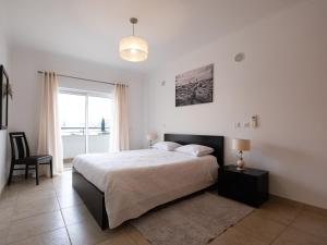 Pool View 3 Bed Apartment