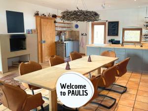 PAULIS cozy 4-bedroom vacation home - with 4 bathrooms sun terrace & sauna, nice to hike & bike, to chil & meet
