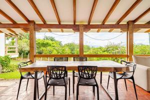 Casa en Cerritos con Piscina y 4 habitaciones