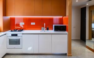 Juno New Boutique Building Apartment with private parking