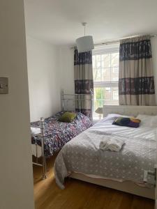 3 Bed Flat - Sleeps 6 - Parking - Wifi - 4hvězdičkové hotely ve městě Londýn