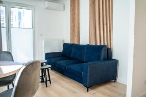 K&M Apartments Tauron Arena, Lema