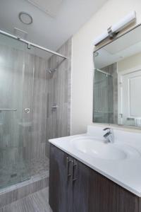 200mbps speeds Laundry Long Stays