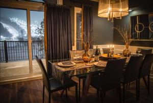 Luxurious mountainside condo - Ski-Waterslide - Domaine Nymark