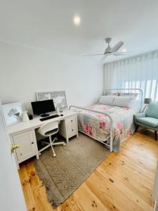 Cosy Modern RetreatI Private CourtyardI Parking