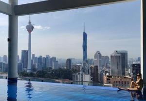 Dreamy Destiny Suites At KLCC Swimming Pool View - Appartamenti, Kuala Lumpur