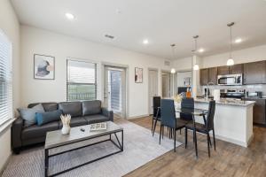 Chisholm Trace 222 I Comfy 2 Bed 2 Bath