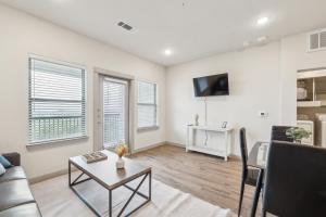 Chisholm Trace 1233 I Spacious 1 Bed 1 Bath