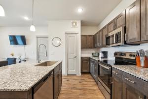 Chisholm Trace 1234 I Spacious 1 Bed 1 Bath