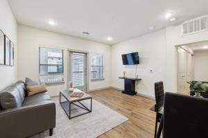 Chisholm Trace 422 I Comfy 2 bed 2 Bath