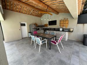 Maisons de vacances Charmant Studio Independant : photos des chambres