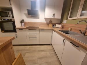 Enjoy en Champagne maison calme au milieu du vignoble avec parking gratuit