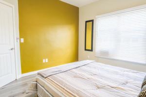 2BR Retreat Near Balboa Park