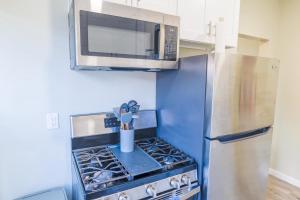 2BR Retreat Near Balboa Park