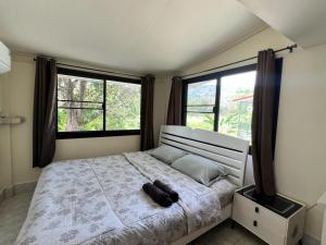 Chill Apartment Lake View