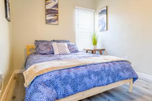 2BR Retreat Near Balboa Park