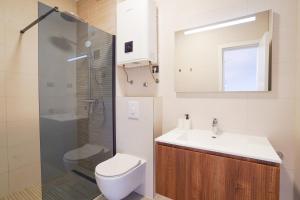 Cameleon Orebic- Beachfront Apartments