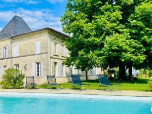 Maisons de vacances Gite & Spa Chateau Lagrange les Tours : photos des chambres