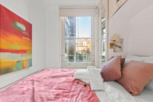 SG, Classic Knightsbridge Loft Apartment