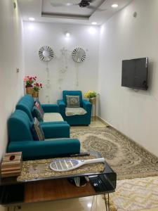 SRT HOMELY STAY WITHAMENITIES