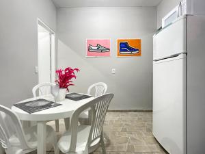 1 Bedroom Plaza Shopping Budget Complete