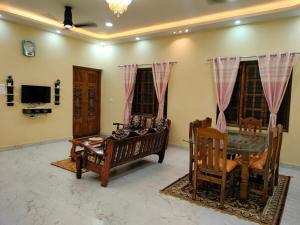 Anays Homely Hideout