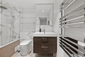 SG, Charming Chelsea Balcony Suite