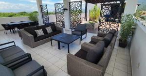 Condominio Elegante en Fontana del valle 112