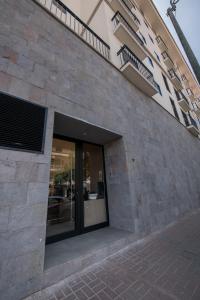 Cozy modern heart of city