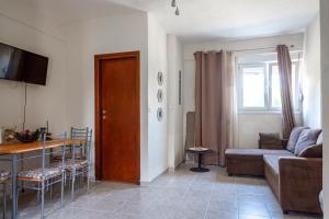 Maisonette “The White Rabbit” Afitos