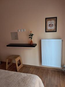 Colmena Arty Athens Apartment