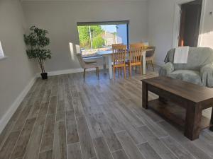 Blue house, Carraroe