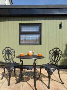 Garden studio near sea