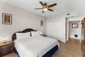 Beautiful Destin Beach view condo