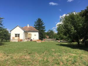 Holiday house Mernye