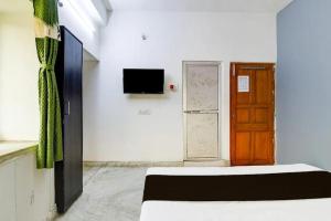 Sudarshan Villa Guest House - Near Ruby General hospital