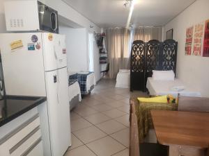 Flet confortável próximo a 25 de março