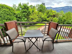 Résidence Le Saint Charles A - Studio idéalement bien situé à 50 m des Thermes Chevalley ! MAE-1223