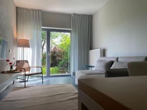 Idyllischer Hof mit 5 Wohnungen nahe des Saaler Boddens