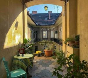 Tiny studio in the heart of Budapest