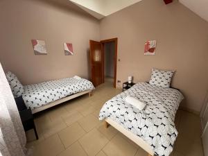 Appartements Villa avec piscine interieure : photos des chambres